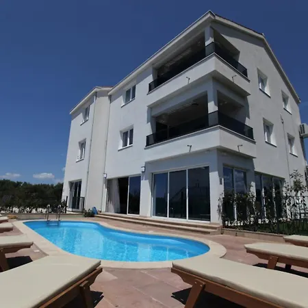 Pia - Ground Floor Habitación en casa particular Trogir